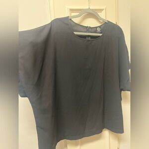 Bobeau Elegant Black Top